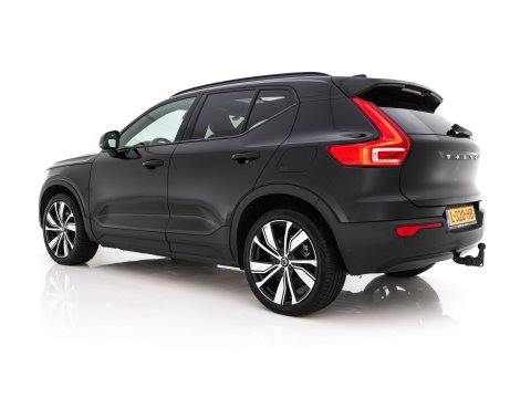 Volvo XC40 Recharge P8 AWD R-Design [3-Fase-11kW] {SoH-89%} (INCL-BTW) Aut. *PANO | LEATHER | ADAPTIVE-CRUISE | DIGI-COCKPIT | FULL-LED | CAMERA | NAVI-FULLMAP | ECC | PDC | KEYLESS | HEATED-SPORTSEATS | TOWBAR | 20''ALU*