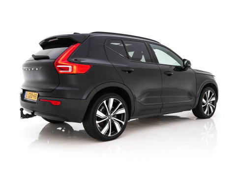 Volvo XC40 Recharge P8 AWD R-Design [3-Fase-11kW] {SoH-89%} (INCL-BTW) Aut. *PANO | LEATHER | ADAPTIVE-CRUISE | DIGI-COCKPIT | FULL-LED | CAMERA | NAVI-FULLMAP | ECC | PDC | KEYLESS | HEATED-SPORTSEATS | TOWBAR | 20''ALU*
