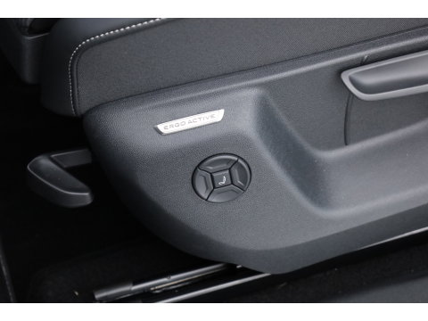 Volkswagen Tiguan 1.5 eHybrid R-Line Edition 272pk | HUD | 360cam | Massage | IQ. Light | Stoel- Stuurverw. | Adapt. Cruise | Apple CarPlay |