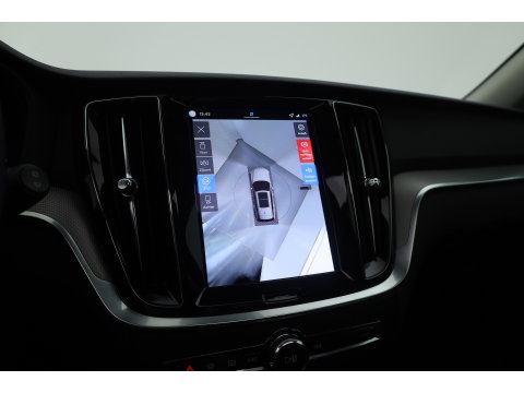 Volvo V60 2.0 T6 Plug-in hybrid AWD Plus Dark | Forest Lake | Pano | Head-Up | Harman Kardon | 360cam | Pilot Assist | Stoel-Stuurverw.