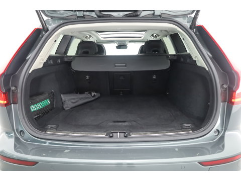 Volvo V60 2.0 T6 Plug-in hybrid AWD Plus Dark | Forest Lake | Pano | Head-Up | Harman Kardon | 360cam | Pilot Assist | Stoel-Stuurverw.