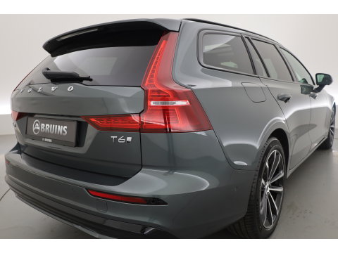 Volvo V60 2.0 T6 Plug-in hybrid AWD Plus Dark | Forest Lake | Pano | Head-Up | Harman Kardon | 360cam | Pilot Assist | Stoel-Stuurverw.