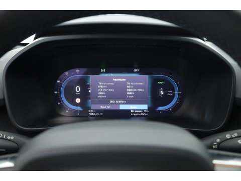 Volvo C40 Single Motor Plus 69 kWh | SOH 95.1 | Warmtepomp | Pano-dak | Stoel- + stuurverwarming | Google | Adap. Cruise | Dodehoek (Blis) |