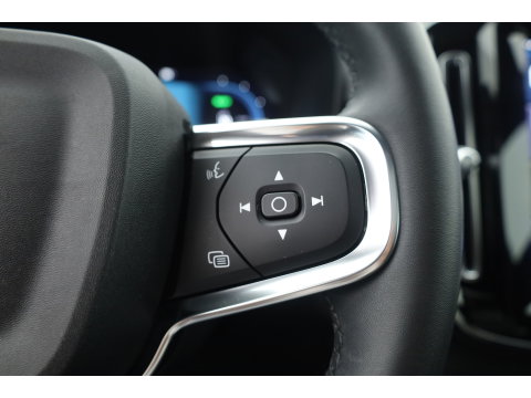 Volvo C40 Single Motor Plus 69 kWh | SOH 95.1 | Warmtepomp | Pano-dak | Stoel- + stuurverwarming | Google | Adap. Cruise | Dodehoek (Blis) |
