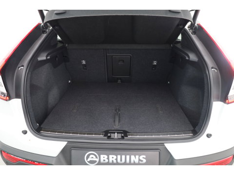 Volvo C40 Single Motor Plus 69 kWh | SOH 95.1 | Warmtepomp | Pano-dak | Stoel- + stuurverwarming | Google | Adap. Cruise | Dodehoek (Blis) |