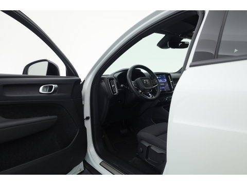 Volvo C40 Single Motor Plus 69 kWh | SOH 95.1 | Warmtepomp | Pano-dak | Stoel- + stuurverwarming | Google | Adap. Cruise | Dodehoek (Blis) |