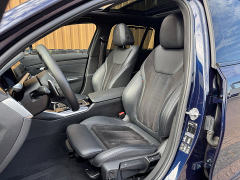 BMW 3 Serie Touring M340i xDrive High Executive | 374 PK! | Panoramadak | BMW Laser | Head-Up | Harman & Kardon | 360° Camera | Elektrische Trekhaak | Apple Carplay | Android Auto |
