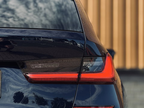 BMW 3 Serie Touring M340i xDrive High Executive | 374 PK! | Panoramadak | BMW Laser | Head-Up | Harman & Kardon | 360° Camera | Elektrische Trekhaak | Apple Carplay | Android Auto |