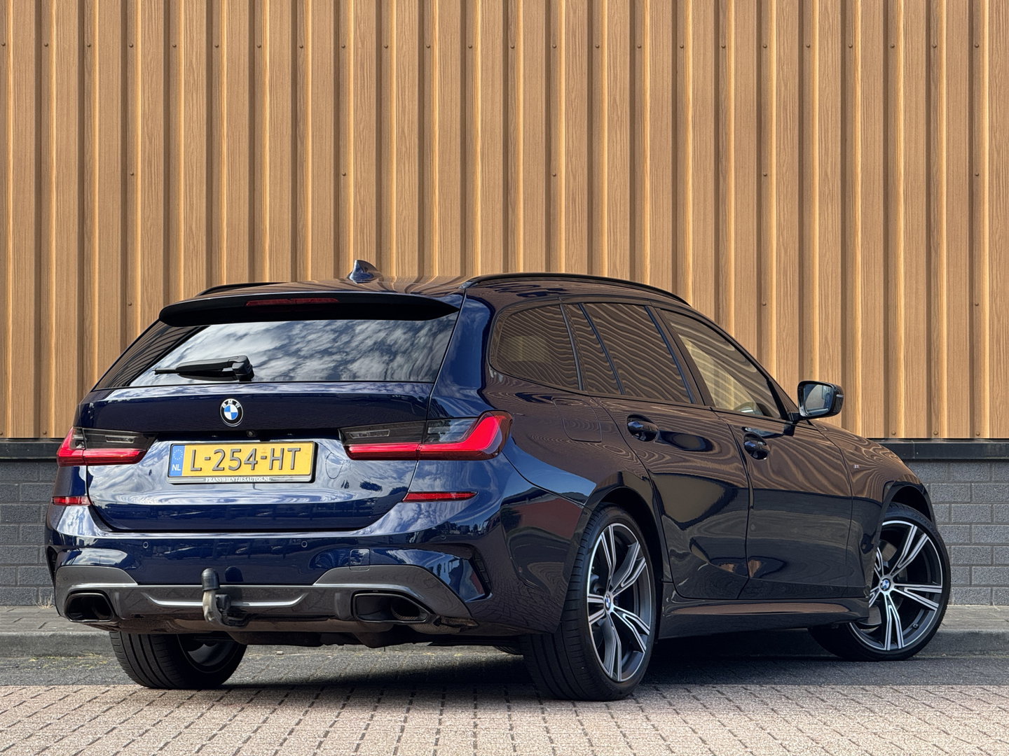 BMW 3 Serie Touring M340i xDrive High Executive | 374 PK! | Panoramadak | BMW Laser | Head-Up | Harman & Kardon | 360° Camera | Elektrische Trekhaak | Apple Carplay | Android Auto |