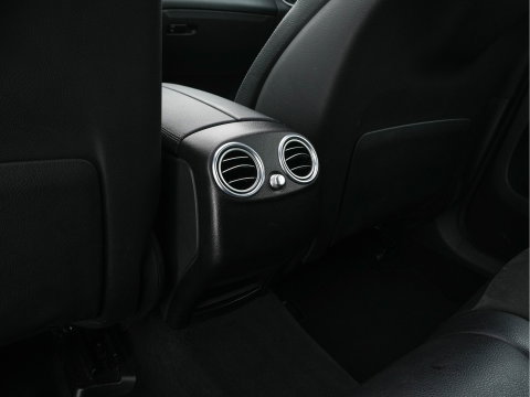 Mercedes-Benz GLC 350e 4MATIC Ambition (Plug-In) Aut. *PANO | LEATHER-MICROFIBRE | FULL-LED | NAVI-FULLMAP | CAMERA | BLINDSPOT | HEATED-SPORTSEATS | SHIFTPADDLES | ECC | PDC | CRUISE | 19''ALU*