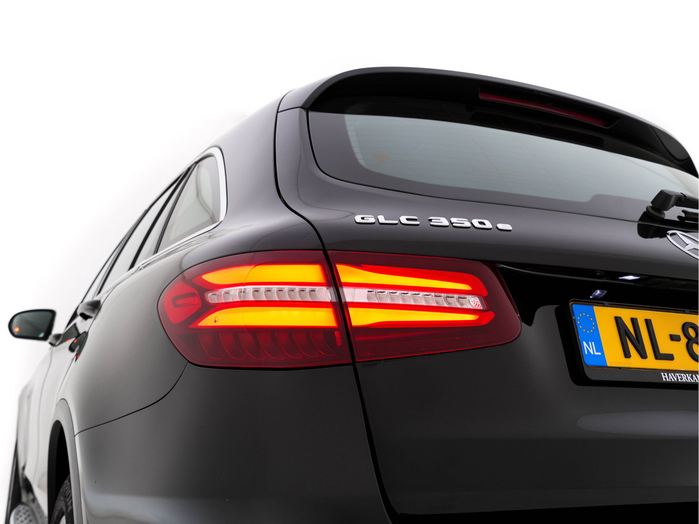 Mercedes-Benz GLC 350e 4MATIC Ambition (Plug-In) Aut. *PANO | LEATHER-MICROFIBRE | FULL-LED | NAVI-FULLMAP | CAMERA | BLINDSPOT | HEATED-SPORTSEATS | SHIFTPADDLES | ECC | PDC | CRUISE | 19''ALU*