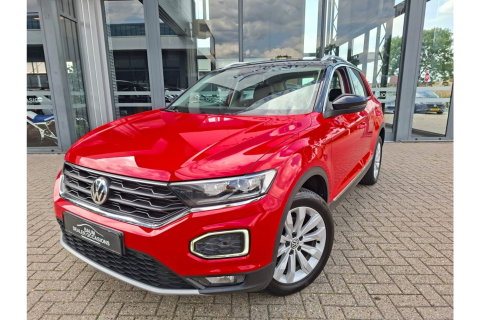 Volkswagen T-Roc 1.5 TSI 150PK SPORT EDITION NAVI LMV PDC VIRTUAL WINTERPACK