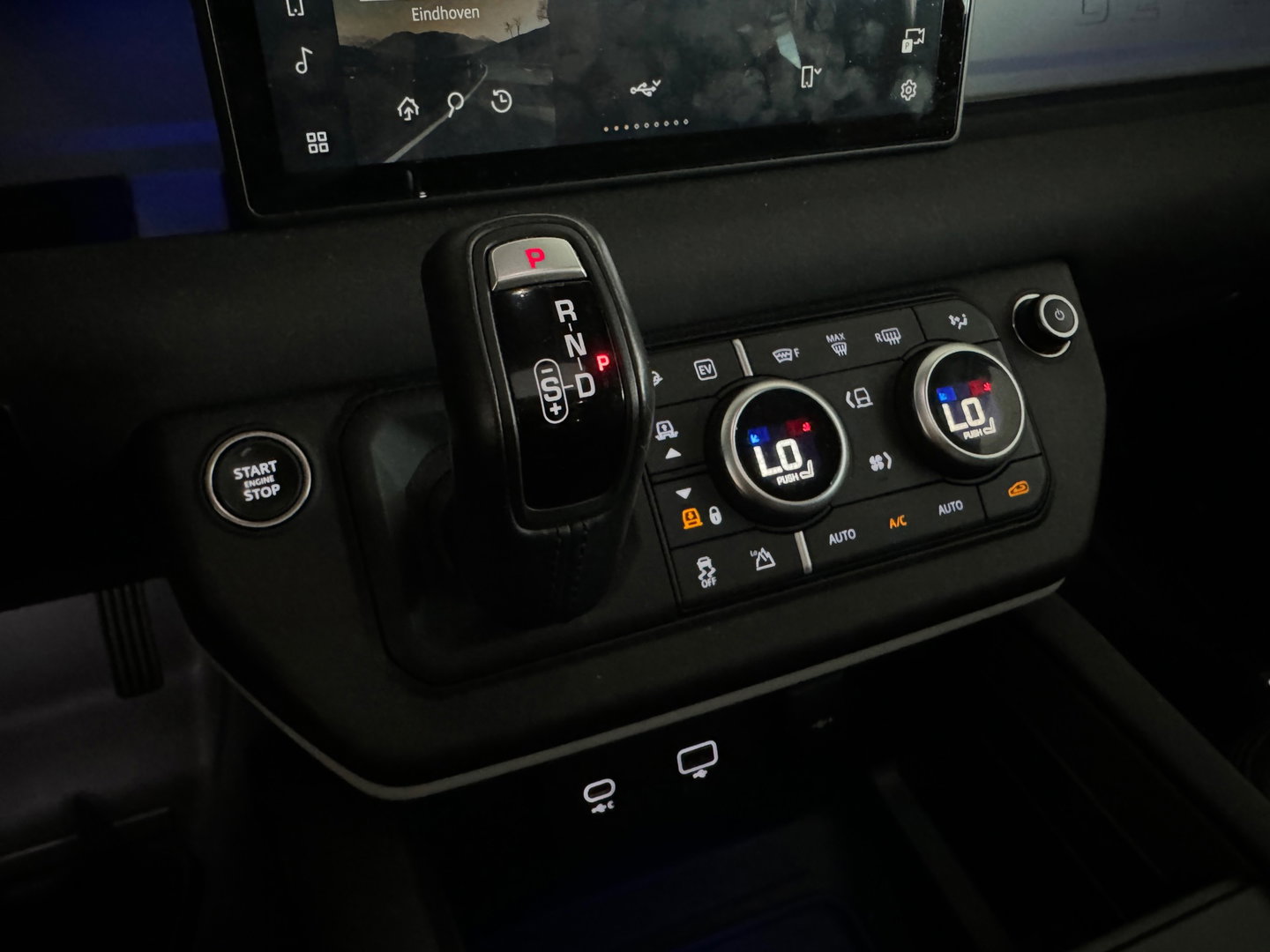 Land Rover Defender 110 2.0 P400e 110 XS Edition Pano|Dodehoek|Memory|Lane Assist