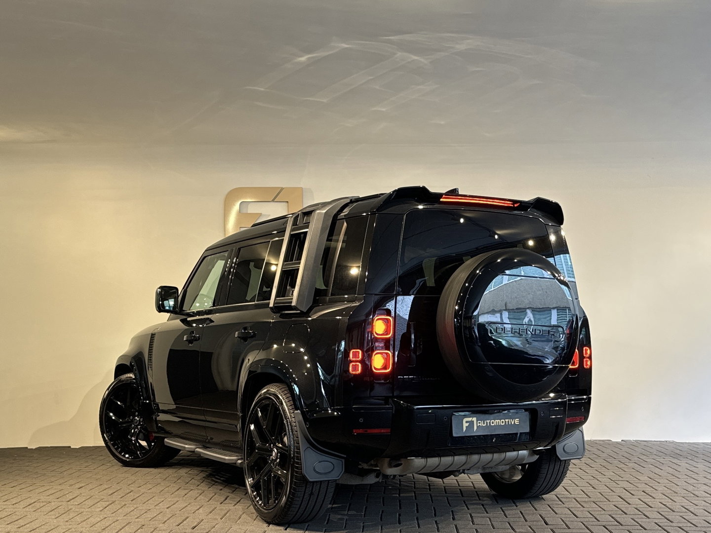 Land Rover Defender 110 2.0 P400e 110 XS Edition Pano|Dodehoek|Memory|Lane Assist