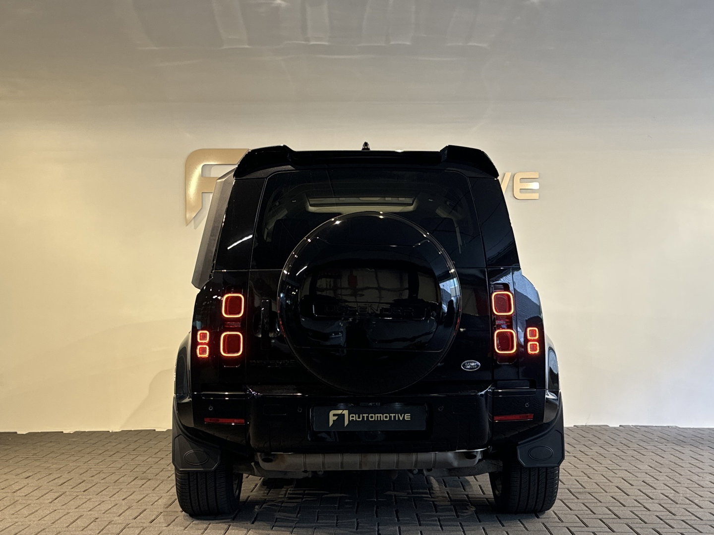 Land Rover Defender 110 2.0 P400e 110 XS Edition Pano|Dodehoek|Memory|Lane Assist