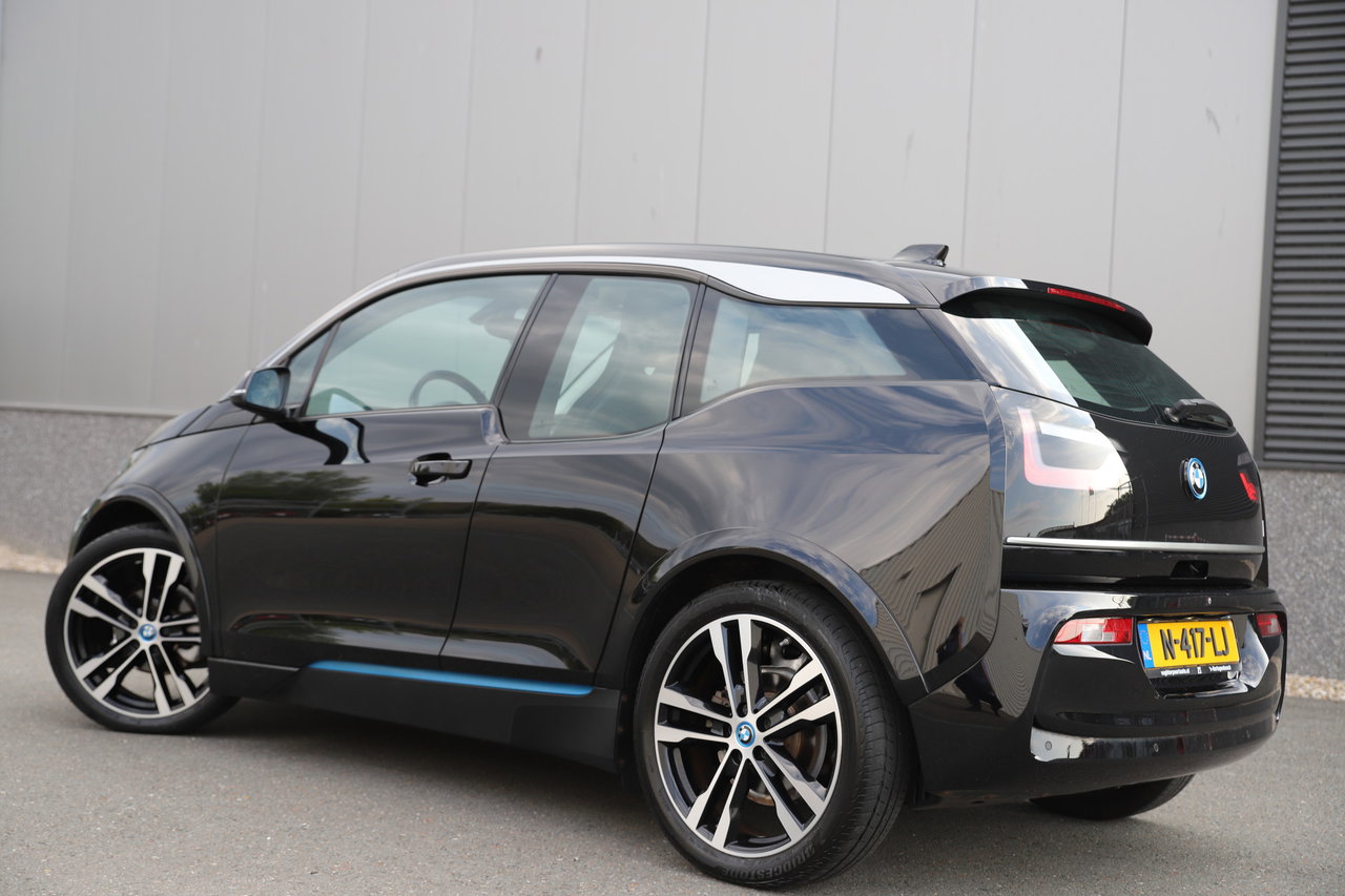 BMW i3