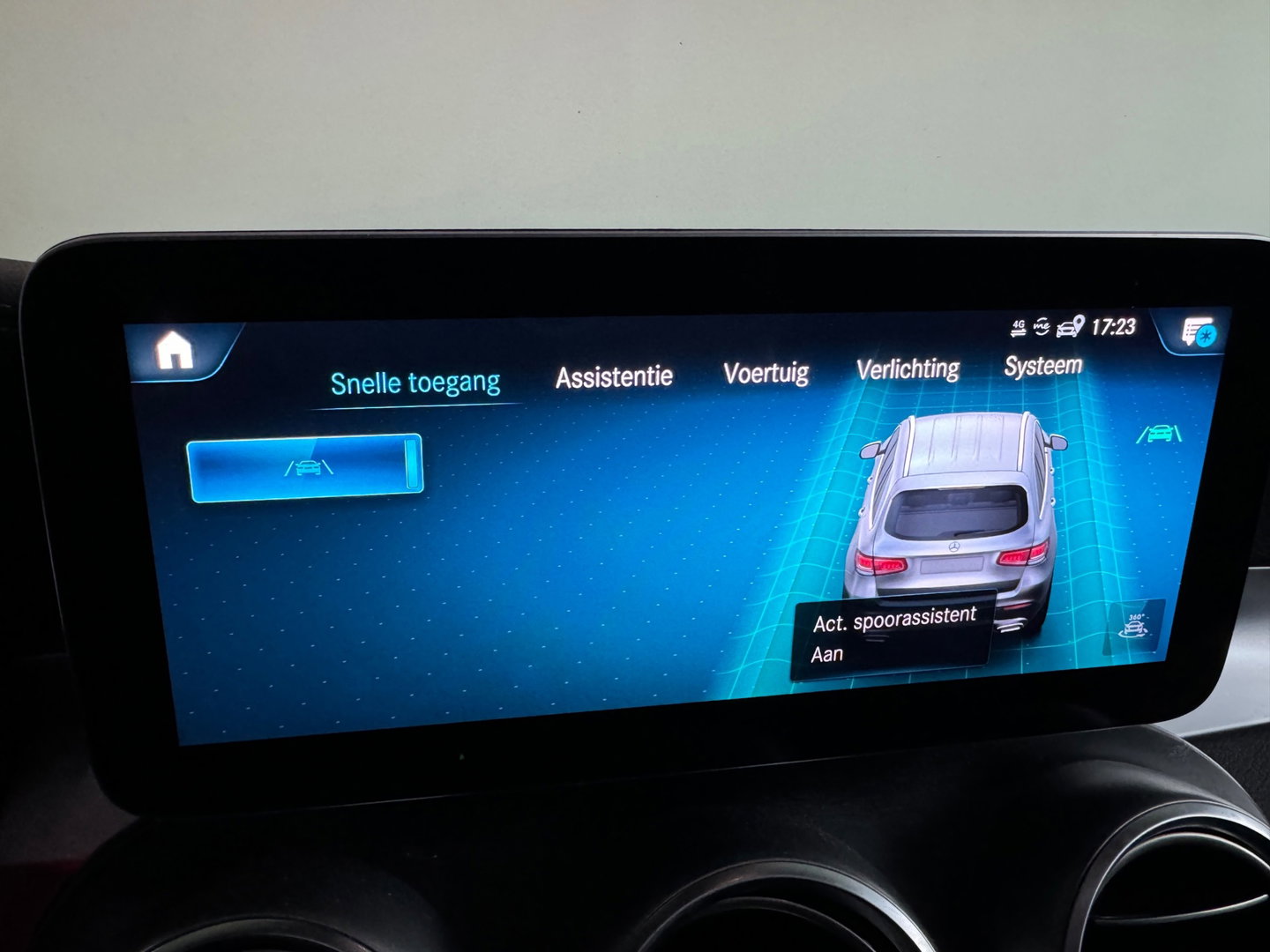 Mercedes-Benz GLC 200 4MATIC Premium Plus Pano|BlindSpot|Burmeister|Trekhaak