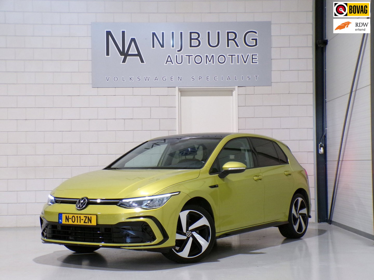 Volkswagen Golf 1.5 TSI 150PK Highline Business R "Automaat" R-Line Carplay Adaptive-cruise Blind-spot Keyless Pakeersensoren