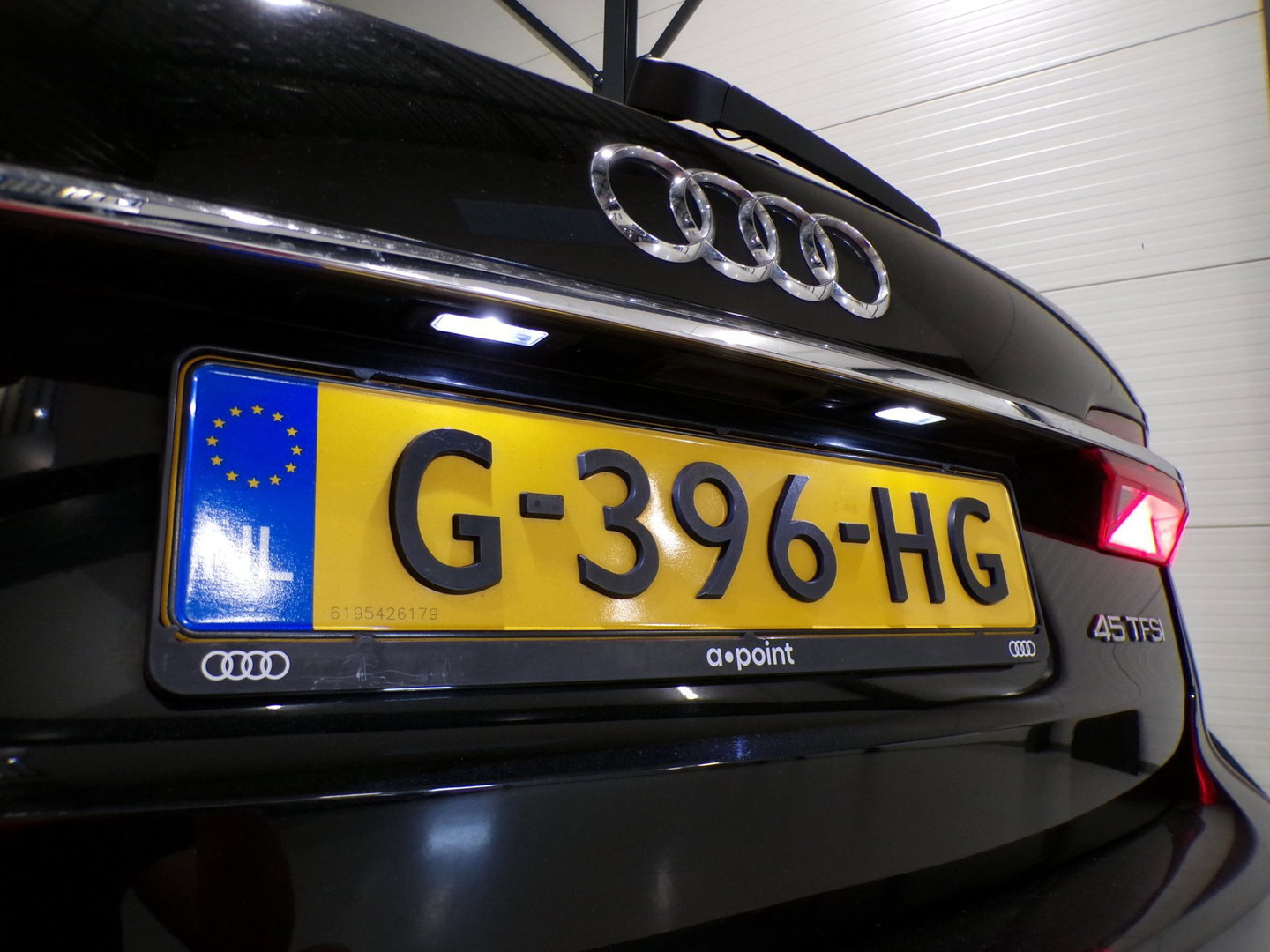 Audi A6 Avant 45 TFSI Sport S line Edition "Origineel NL!" Automaat! 2x S-Line Leer Apple-Carplay Virtual Stoelverwarming Memory