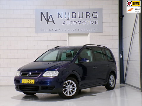 Volkswagen Touran 1.6 Athene 7P. "7 Persoons" Nieuwe-APK ! Airco Climatronic Cruise-control ! Technisch goede auto !