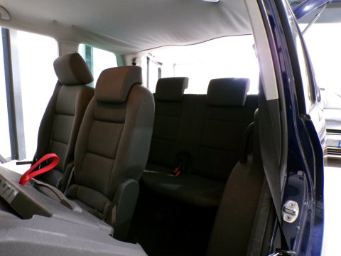 Volkswagen Touran 1.6 Athene 7P. "7 Persoons" Nieuwe-APK ! Airco Climatronic Cruise-control ! Technisch goede auto !