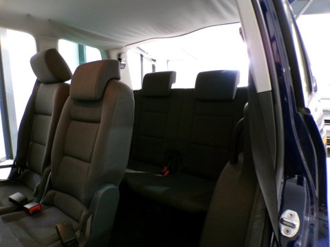 Volkswagen Touran 1.6 Athene 7P. "7 Persoons" Nieuwe-APK ! Airco Climatronic Cruise-control ! Technisch goede auto !