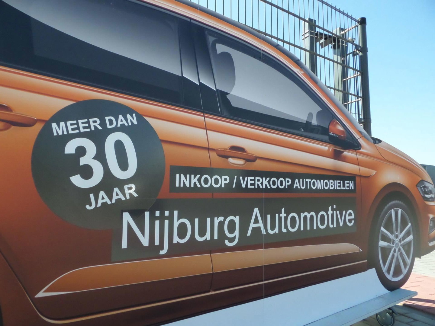 Volkswagen Touran 1.6 Athene 7P. "7 Persoons" Nieuwe-APK ! Airco Climatronic Cruise-control ! Technisch goede auto !