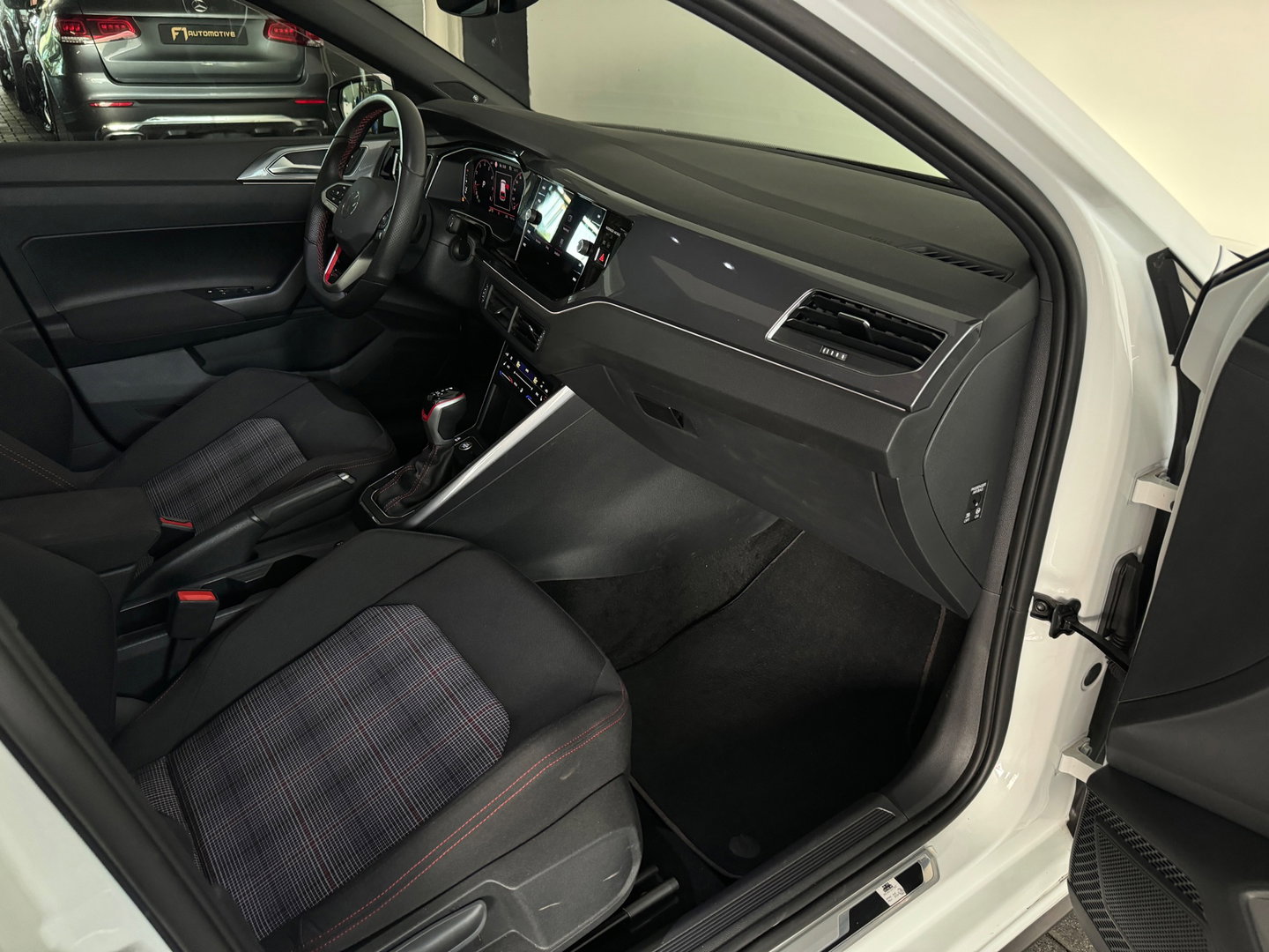 Volkswagen Polo 2.0 TSI GTI Pano|Beats|Alcantara|ACC|Lane Assist