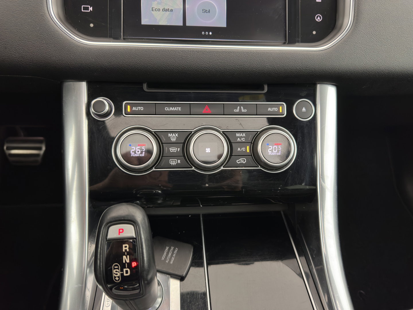 Land Rover Range Rover Sport 3.0 SDV6 Autobiography Dynamic Aut. *PANO | LEATHER | XENON | DIGI-COCKPIT | HEATED-COMFORTSEATS | CAMERA | NAVI-FULLMAP | PRIVACY-GLASS | AIRSUSPENSION | HEAD-UP | ECC | SHIFTPADDLES | PDC | CRUISE | 21''ALU*