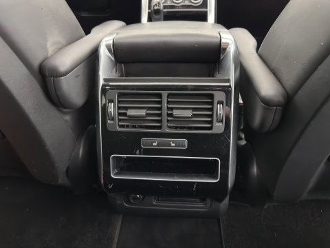 Land Rover Range Rover Sport 3.0 SDV6 Autobiography Dynamic Aut. *PANO | LEATHER | XENON | DIGI-COCKPIT | HEATED-COMFORTSEATS | CAMERA | NAVI-FULLMAP | PRIVACY-GLASS | AIRSUSPENSION | HEAD-UP | ECC | SHIFTPADDLES | PDC | CRUISE | 21''ALU*