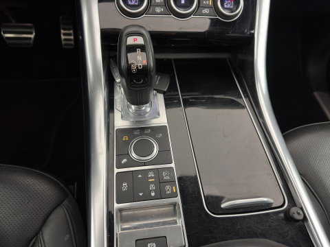 Land Rover Range Rover Sport 3.0 SDV6 Autobiography Dynamic Aut. *PANO | LEATHER | XENON | DIGI-COCKPIT | HEATED-COMFORTSEATS | CAMERA | NAVI-FULLMAP | PRIVACY-GLASS | AIRSUSPENSION | HEAD-UP | ECC | SHIFTPADDLES | PDC | CRUISE | 21''ALU*