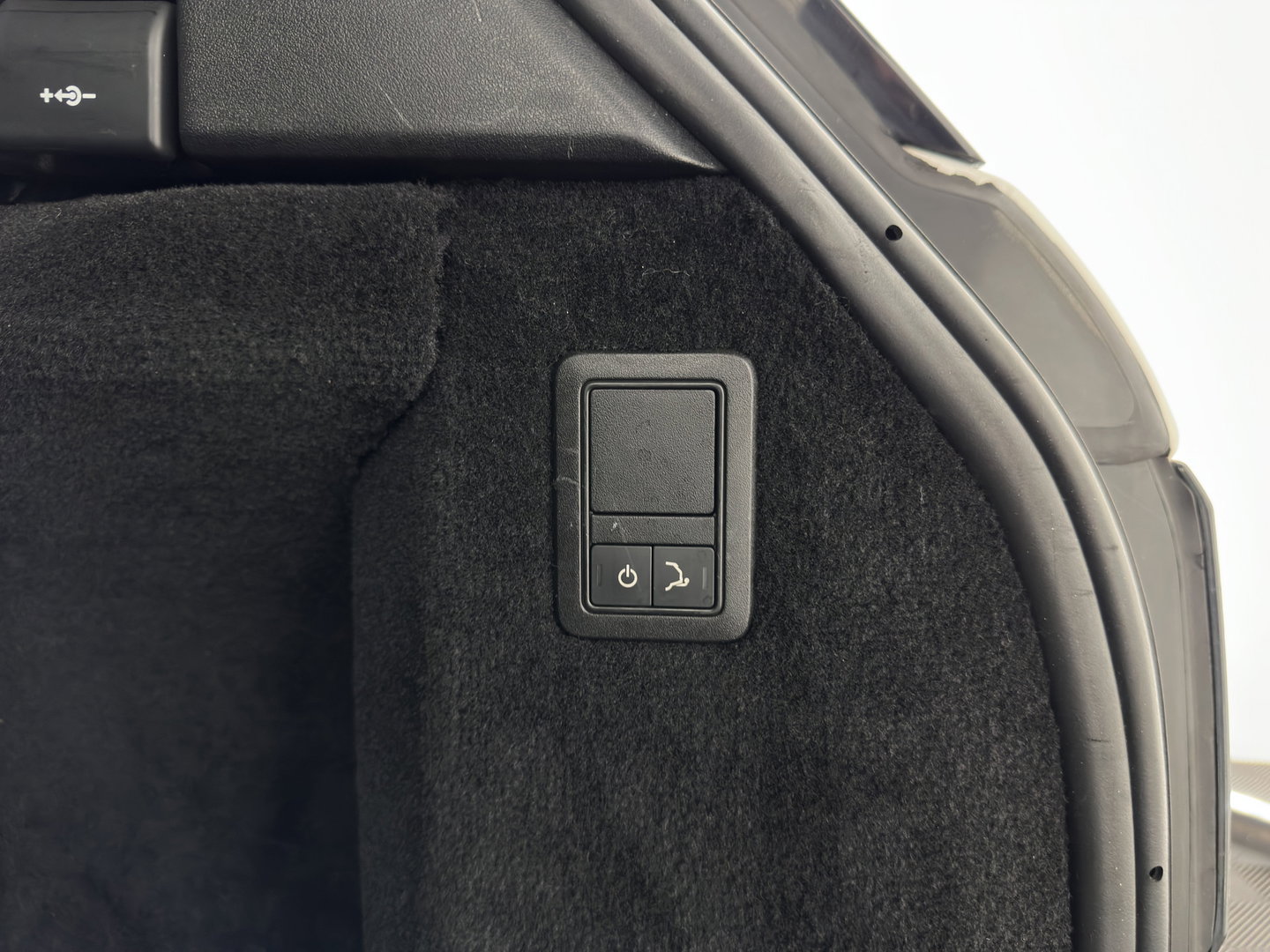 Land Rover Range Rover Sport 3.0 SDV6 Autobiography Dynamic Aut. *PANO | LEATHER | XENON | DIGI-COCKPIT | HEATED-COMFORTSEATS | CAMERA | NAVI-FULLMAP | PRIVACY-GLASS | AIRSUSPENSION | HEAD-UP | ECC | SHIFTPADDLES | PDC | CRUISE | 21''ALU*