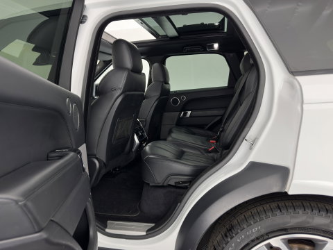 Land Rover Range Rover Sport 3.0 SDV6 Autobiography Dynamic Aut. *PANO | LEATHER | XENON | DIGI-COCKPIT | HEATED-COMFORTSEATS | CAMERA | NAVI-FULLMAP | PRIVACY-GLASS | AIRSUSPENSION | HEAD-UP | ECC | SHIFTPADDLES | PDC | CRUISE | 21''ALU*