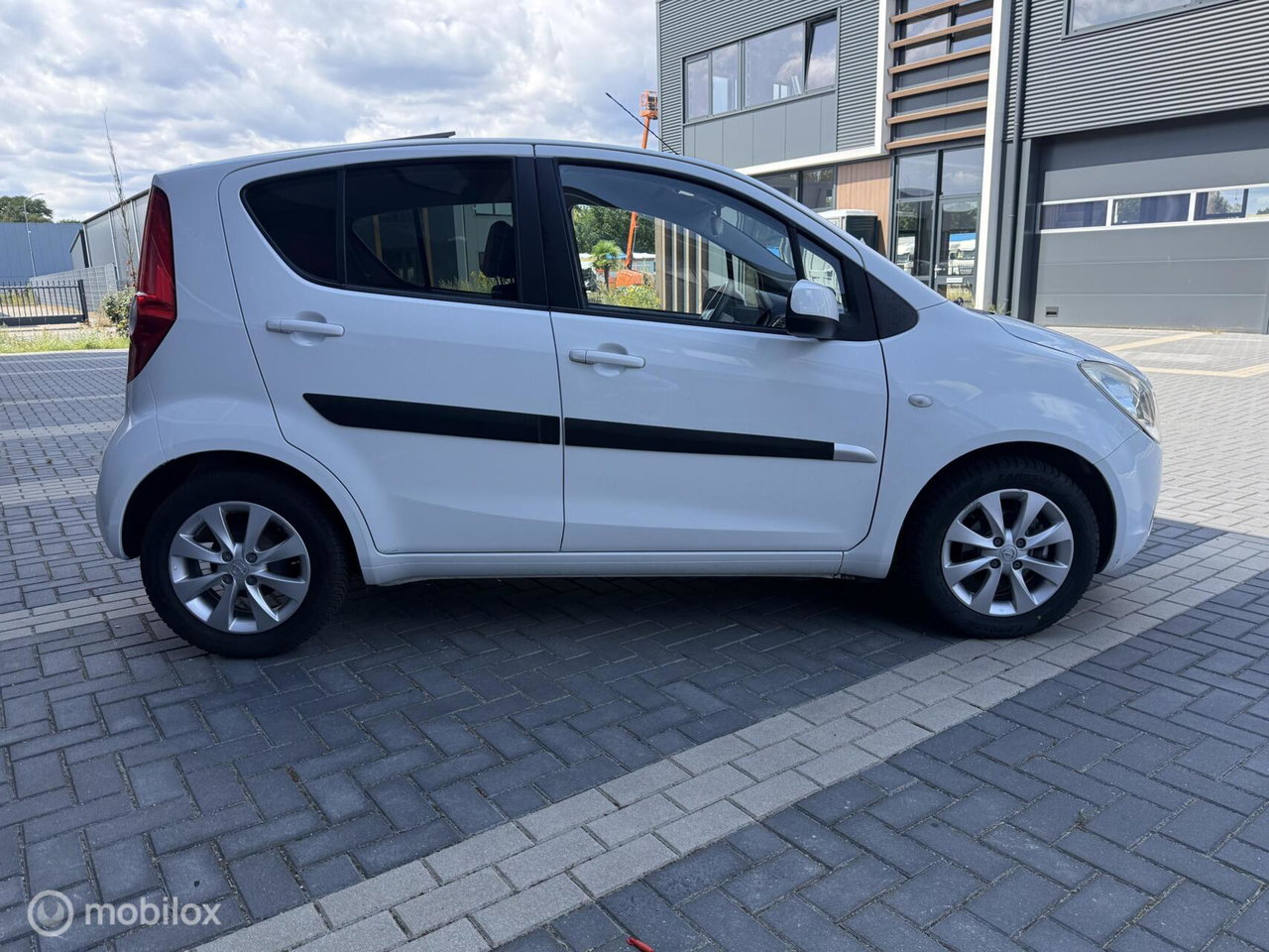 Opel Agila