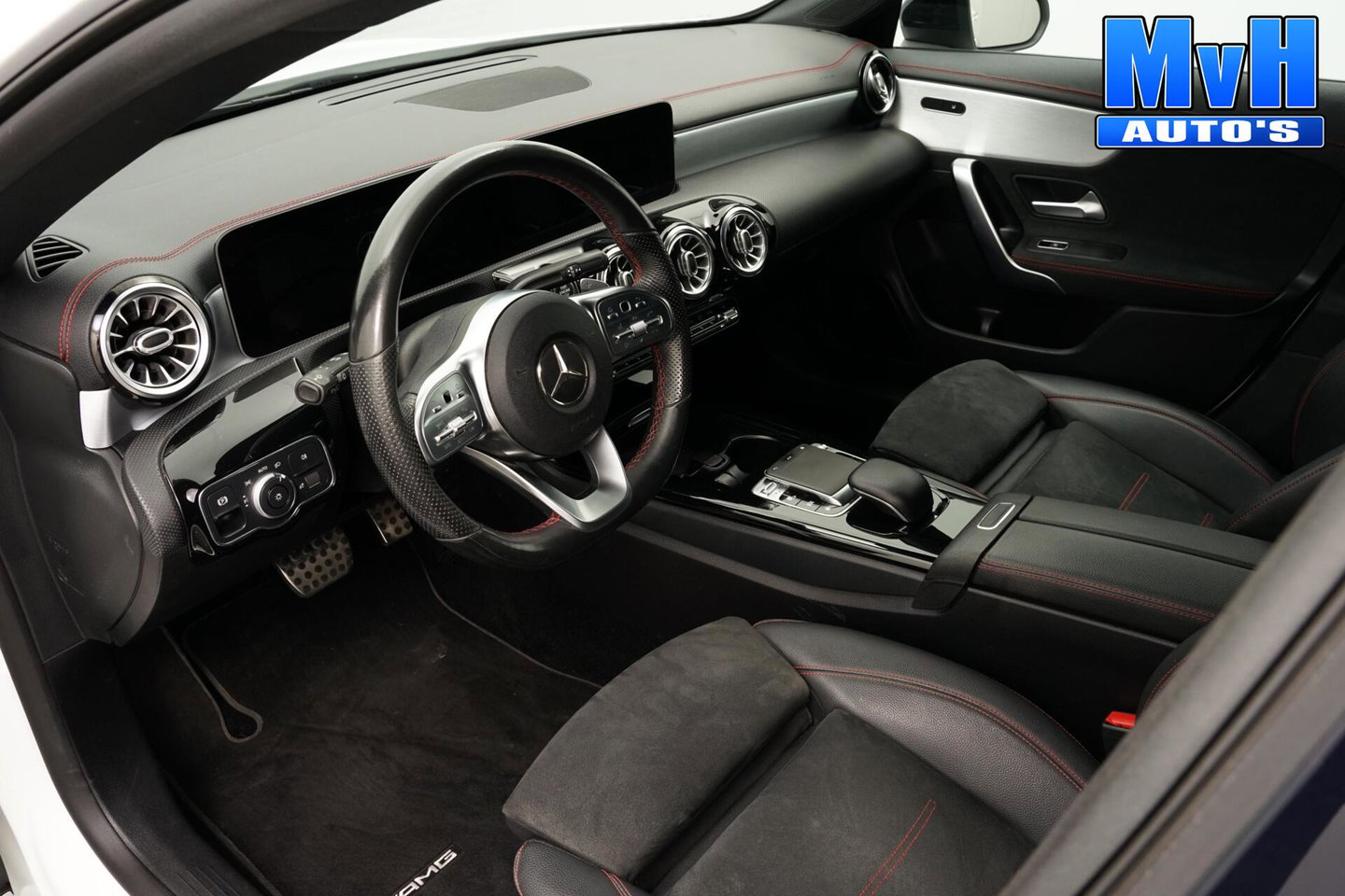 Mercedes-Benz CLA Shooting Brake 180 Business Solution AMG