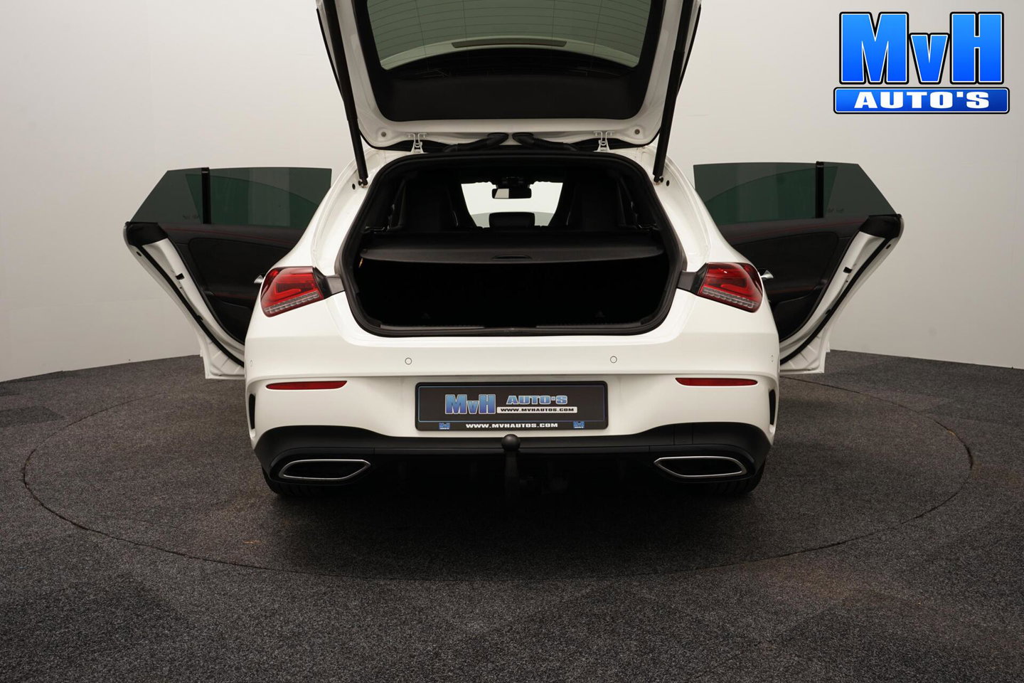 Mercedes-Benz CLA Shooting Brake 180 Business Solution AMG