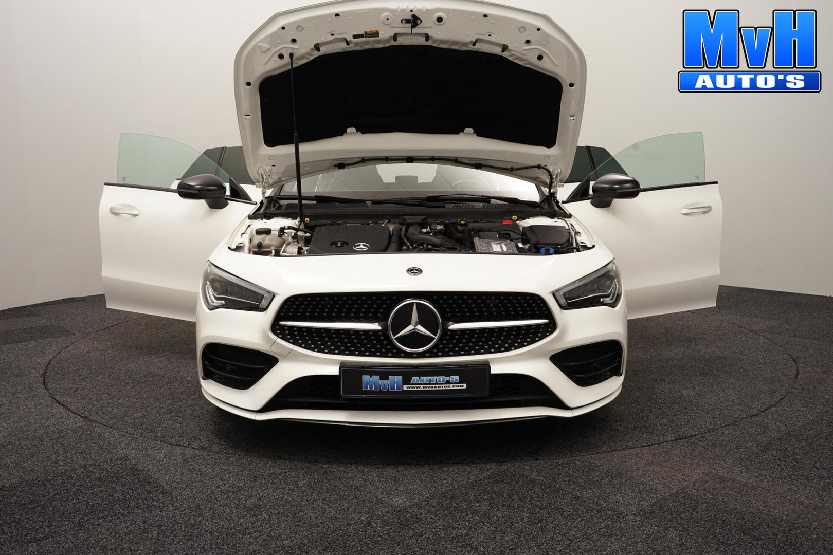 Mercedes-Benz CLA Shooting Brake 180 Business Solution AMG