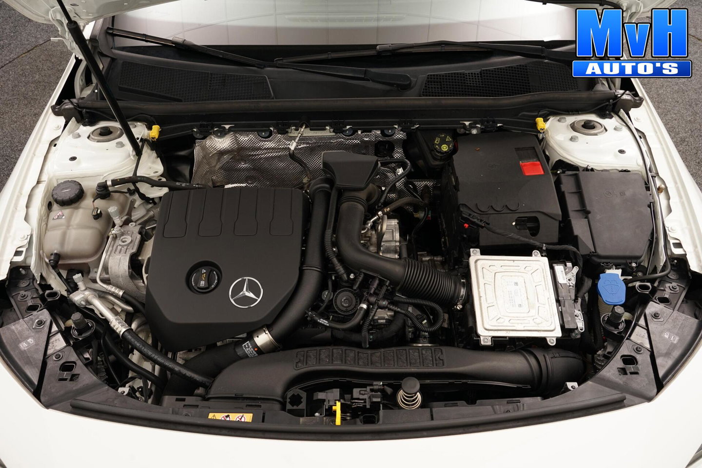 Mercedes-Benz CLA Shooting Brake 180 Business Solution AMG