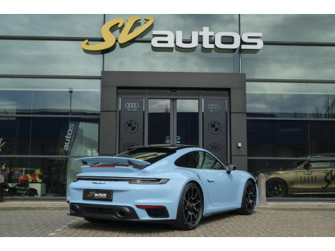 Porsche 911 3.8 Turbo S 650pk Panoramadak Burmester Keramisch PTS Gulfblauw NLauto Noselift PDCC Sportuitlaat