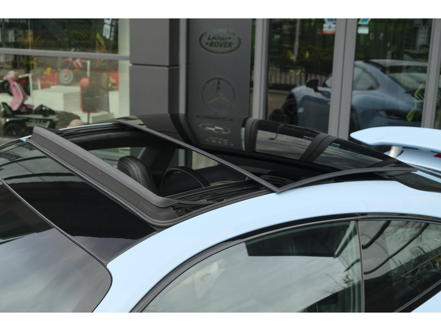 Porsche 911 3.8 Turbo S 650pk Panoramadak Burmester Keramisch PTS Gulfblauw NLauto Noselift PDCC Sportuitlaat