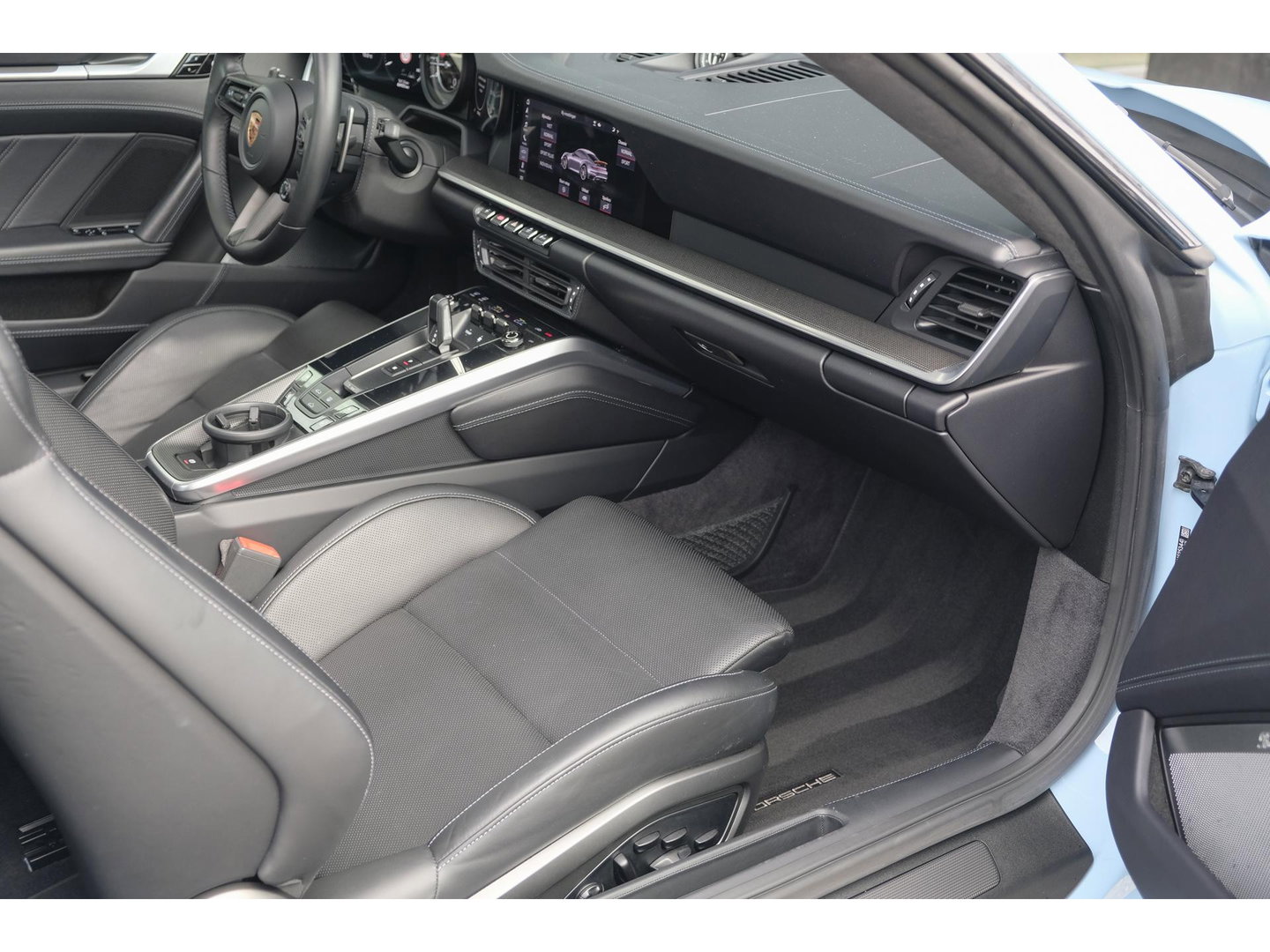 Porsche 911 3.8 Turbo S 650pk Panoramadak Burmester Keramisch PTS Gulfblauw NLauto Noselift PDCC Sportuitlaat