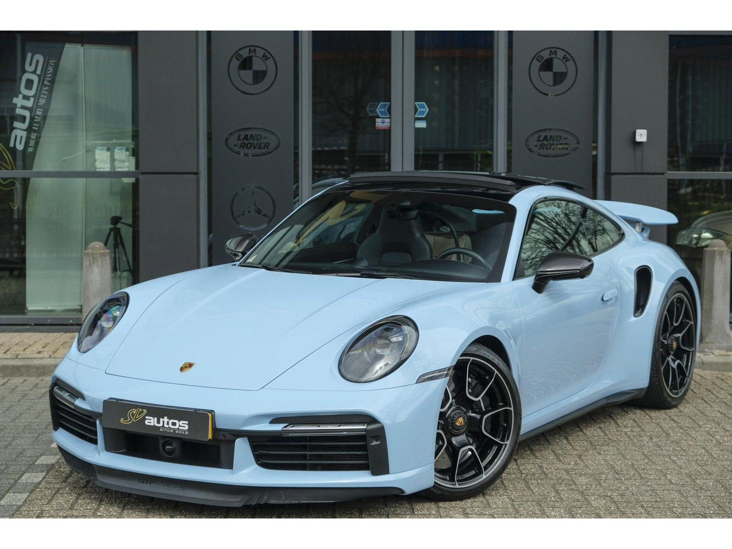 Porsche 911 3.8 Turbo S 650pk Panoramadak Burmester Keramisch PTS Gulfblauw NLauto Noselift PDCC Sportuitlaat