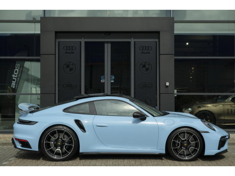 Porsche 911 3.8 Turbo S 650pk Panoramadak Burmester Keramisch PTS Gulfblauw NLauto Noselift PDCC Sportuitlaat