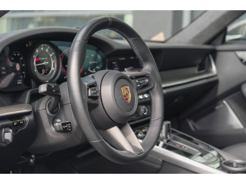 Porsche 911 3.8 Turbo S 650pk Panoramadak Burmester Keramisch PTS Gulfblauw NLauto Noselift PDCC Sportuitlaat