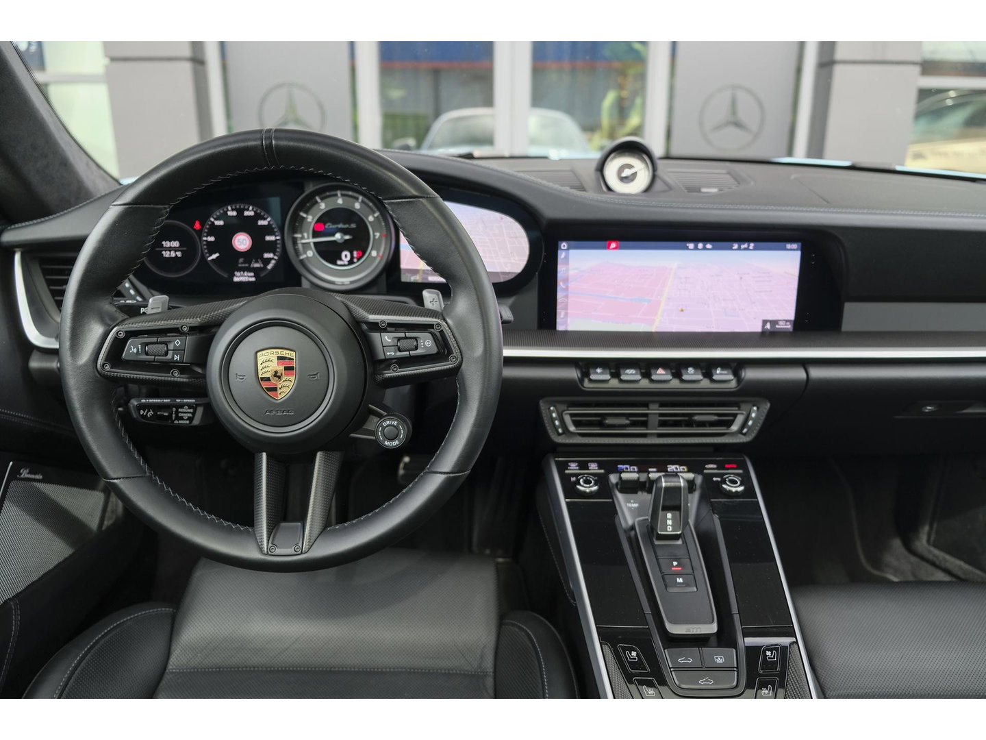 Porsche 911 3.8 Turbo S 650pk Panoramadak Burmester Keramisch PTS Gulfblauw NLauto Noselift PDCC Sportuitlaat