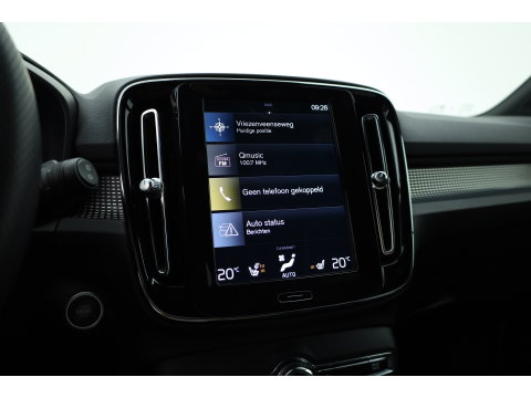 Volvo XC40 1.5 T5 Recharge R-Design | RIJKLAAR !! | Adapt. Cruise | Trekhaak | Leder | Camera | Stoel- Stuurverw. | Harman Kardon | Apple CarPlay