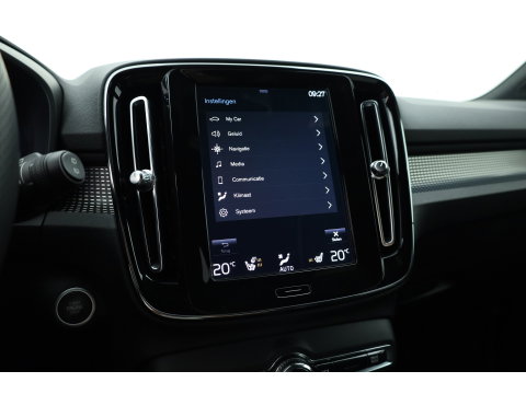 Volvo XC40 1.5 T5 Recharge R-Design | RIJKLAAR !! | Adapt. Cruise | Trekhaak | Leder | Camera | Stoel- Stuurverw. | Harman Kardon | Apple CarPlay