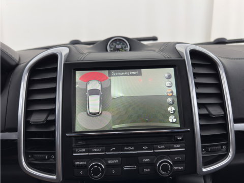 Porsche Cayenne 3.0 S E-Hybrid Aut. *PANO | SPORT-CHRONO | LEATHER | FULL-LED | BOSE-SOUND | MEMORY-PACK | TOP-VIEW | NAVI-FULLMAP | HEATED-COMFORTSEATS | AIR-SUSPENSION | SHIFTPADDLES | PRIVACY-GLASS | KEYLESS | PDC | CRU