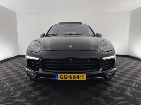 Porsche Cayenne 3.0 S E-Hybrid Aut. *PANO | SPORT-CHRONO | LEATHER | FULL-LED | BOSE-SOUND | MEMORY-PACK | TOP-VIEW | NAVI-FULLMAP | HEATED-COMFORTSEATS | AIR-SUSPENSION | SHIFTPADDLES | PRIVACY-GLASS | KEYLESS | PDC | CRU