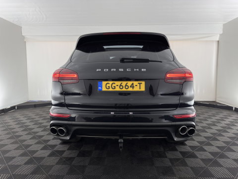 Porsche Cayenne 3.0 S E-Hybrid Aut. *PANO | SPORT-CHRONO | LEATHER | FULL-LED | BOSE-SOUND | MEMORY-PACK | TOP-VIEW | NAVI-FULLMAP | HEATED-COMFORTSEATS | AIR-SUSPENSION | SHIFTPADDLES | PRIVACY-GLASS | KEYLESS | PDC | CRU